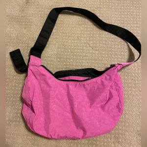 baggu extra pink crescent bag medium